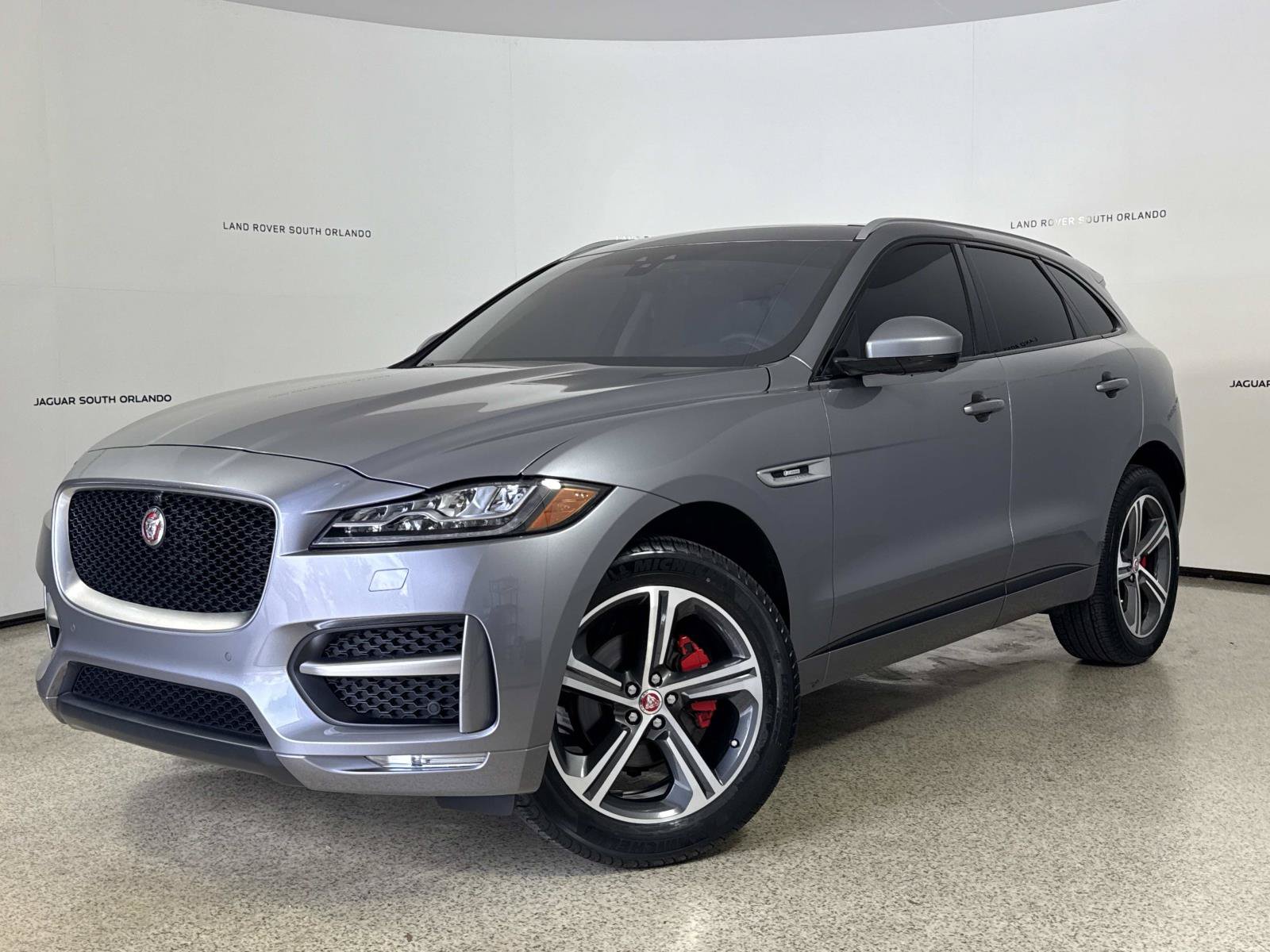 Used 2020 Jaguar F-PACE R-Sport AWD/4WD image 1