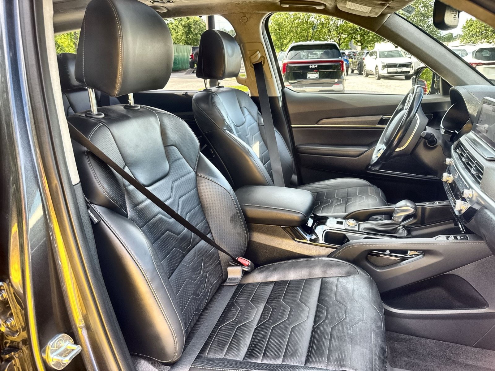 Used 2022 Kia Telluride SX w/ SX Prestige Package AWD/4WD image 28