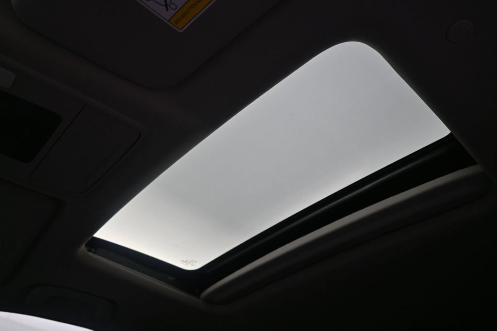 Used 2023 Honda CR-V EX-L image 33