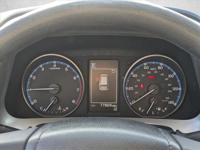 Used 2017 Toyota RAV4 LE image 10