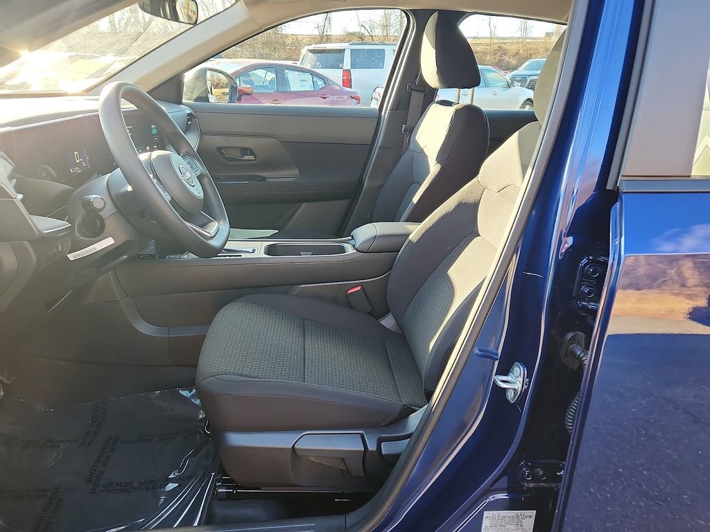 New 2026 Nissan Kicks S image 6