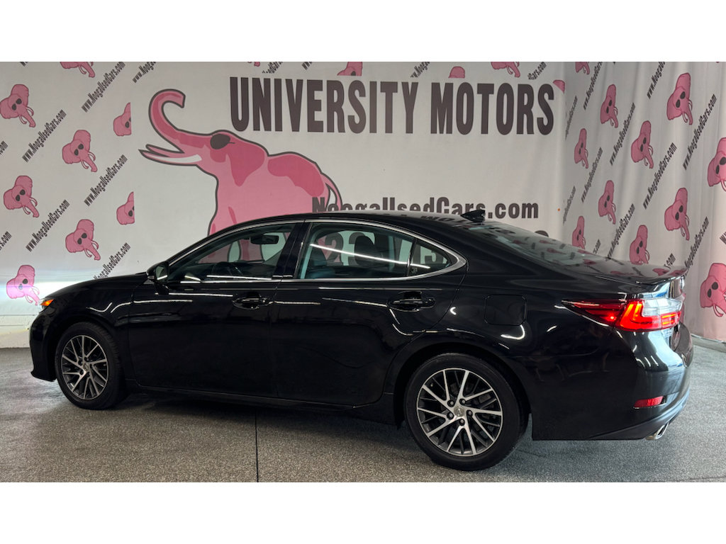Used 2016 Lexus ES 350 w/ Luxury Package w/Wood Trim FWD image 13