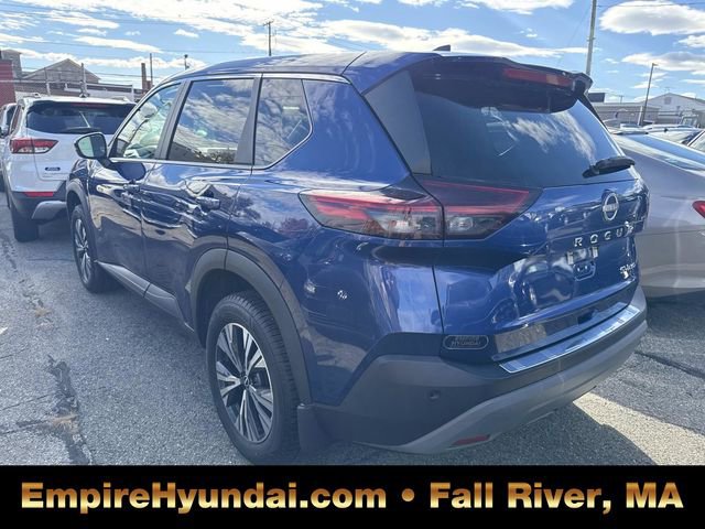 Used 2022 Nissan Rogue SV image 8
