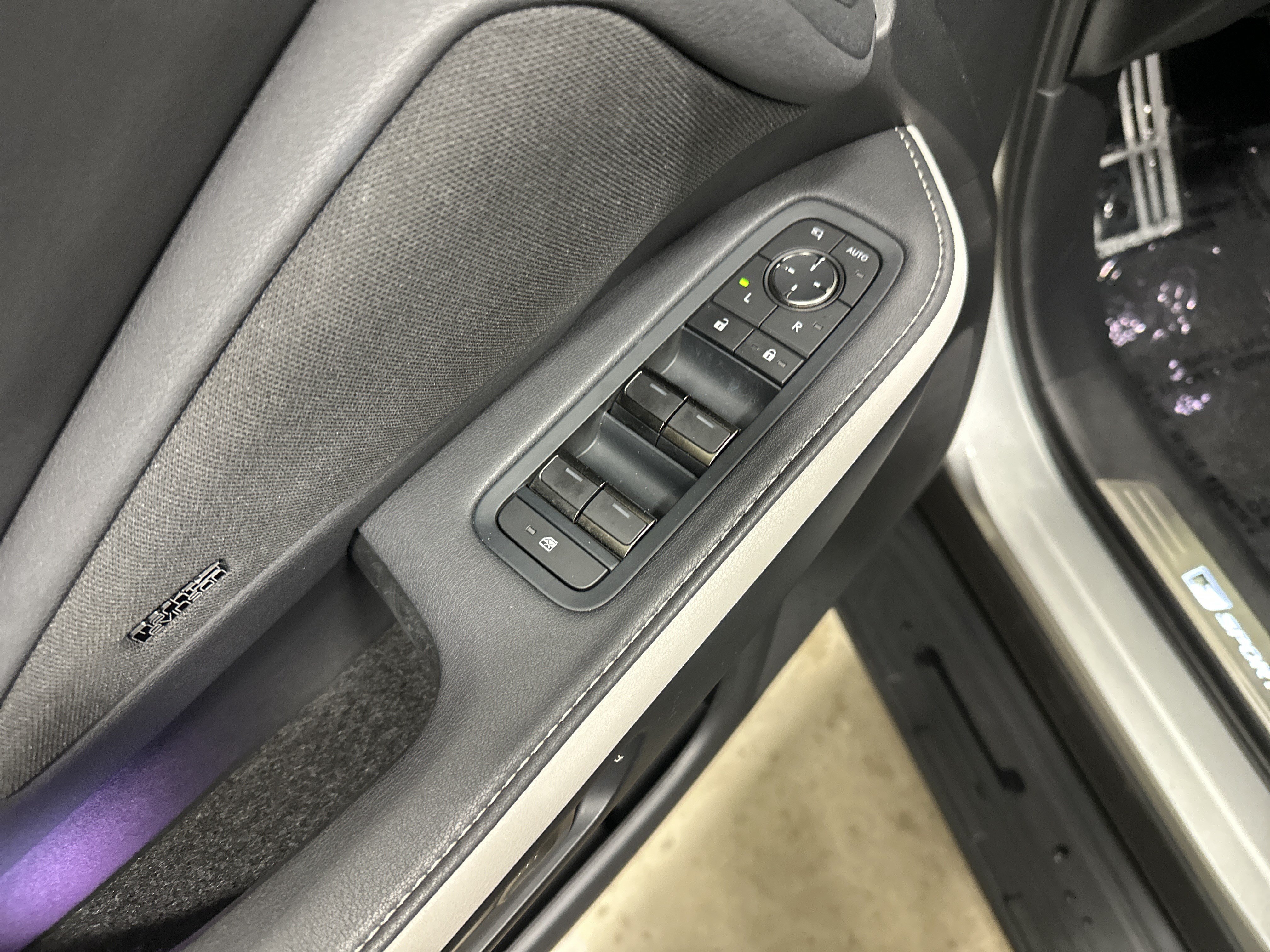 Certified 2025 Lexus TX 500h AWD image 15