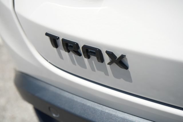 Used 2026 Chevrolet Trax RS w/ Sunroof Package FWD image 14