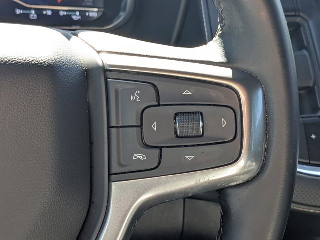 Used 2024 Chevrolet Suburban Premier image 21