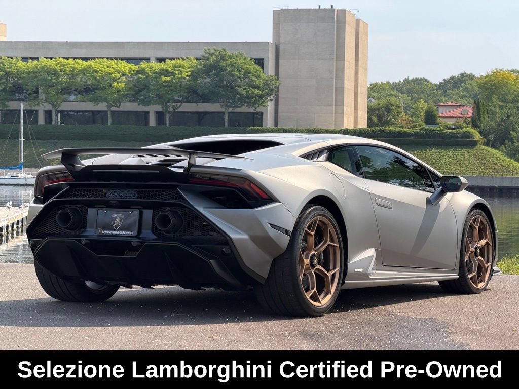 Used 2023 Lamborghini Huracan Tecnica RWD image 5