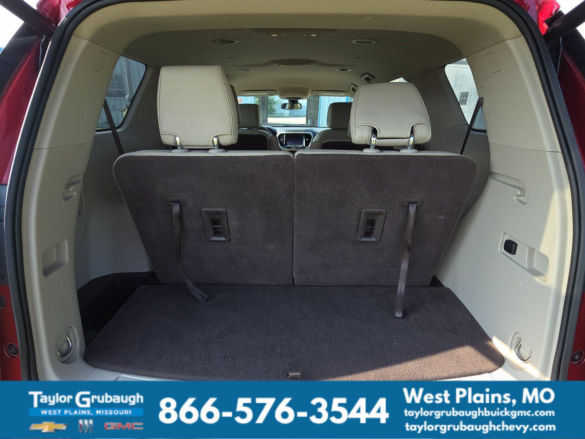 Used 2019 GMC Acadia Denali AWD/4WD image 16
