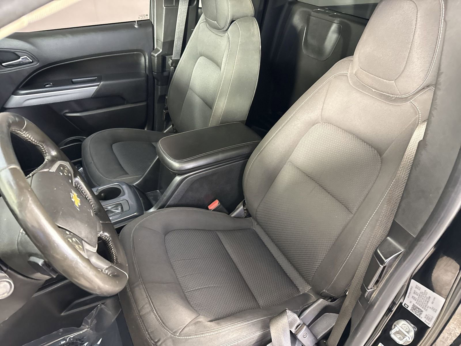 Used 2021 Chevrolet Colorado LT w/ Fleet Safety Package RWD image 18