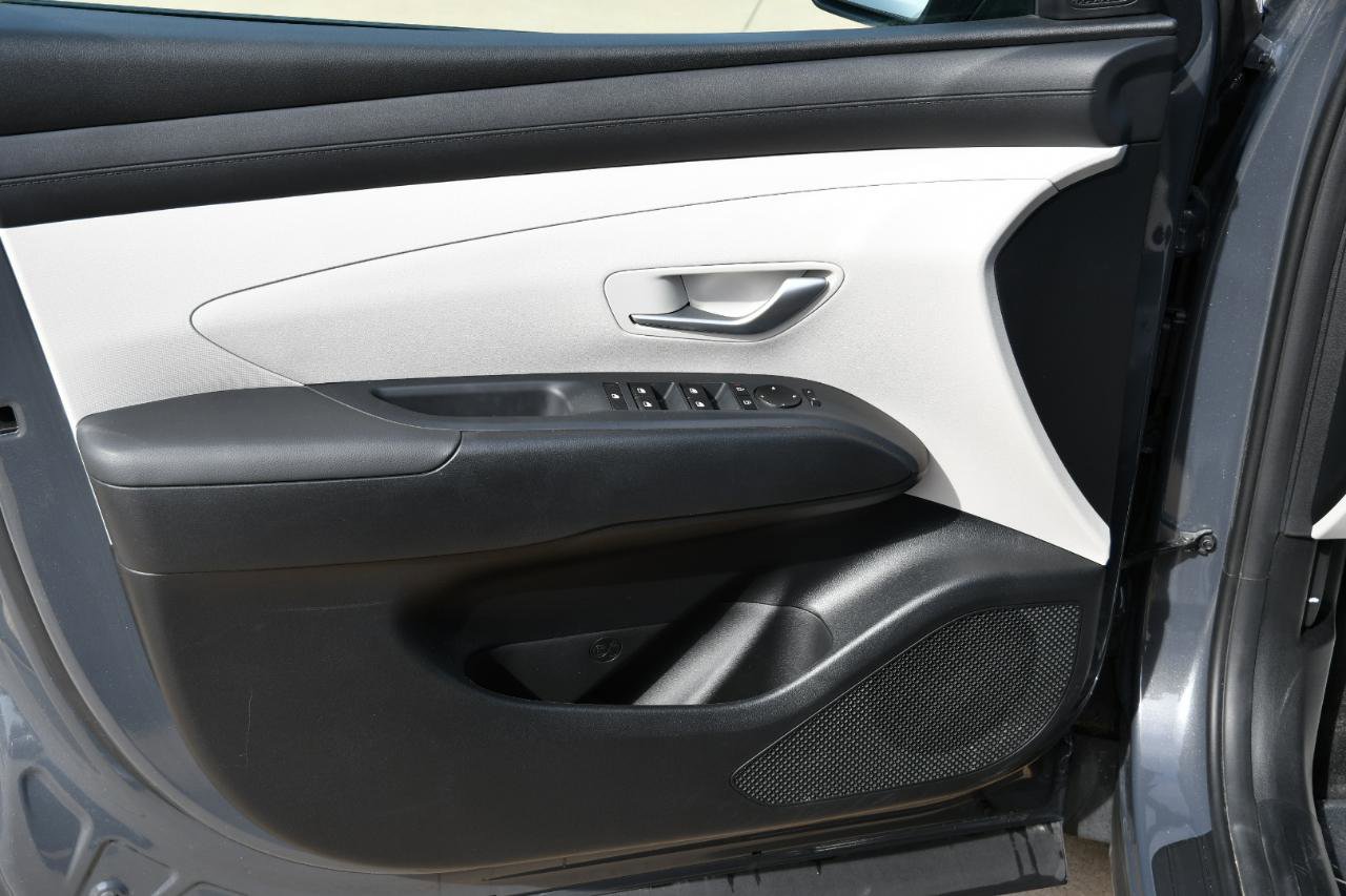 Used 2026 Hyundai Tucson SEL AWD/4WD image 9