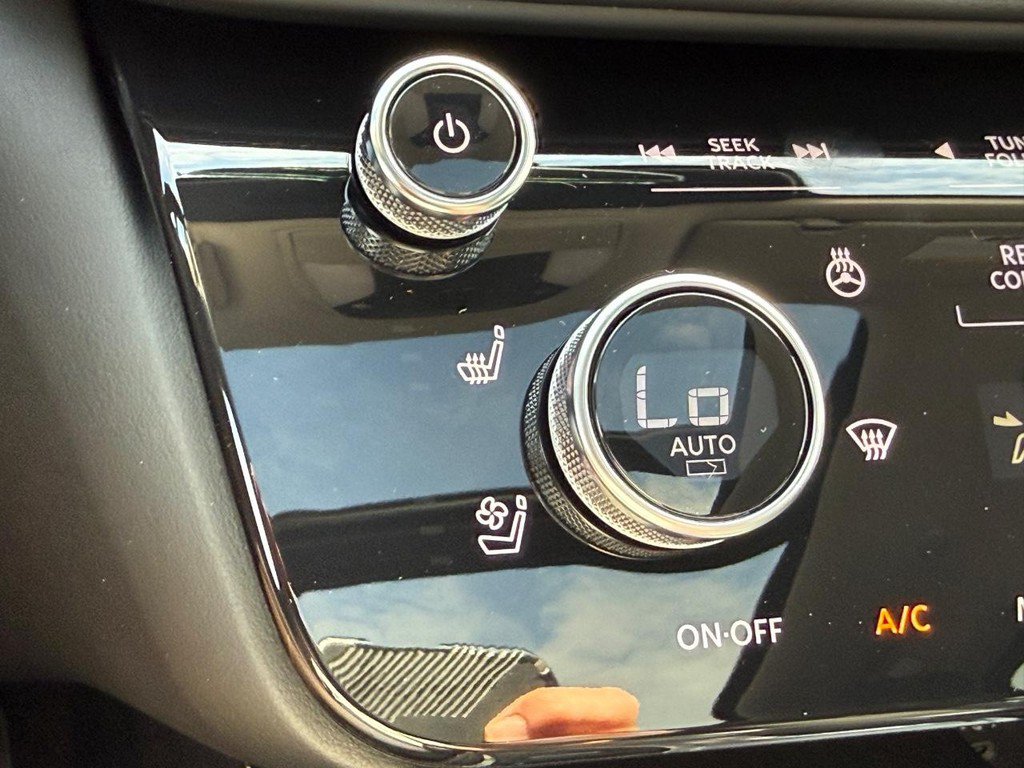 New 2027 INFINITI QX60 Luxe FWD image 18