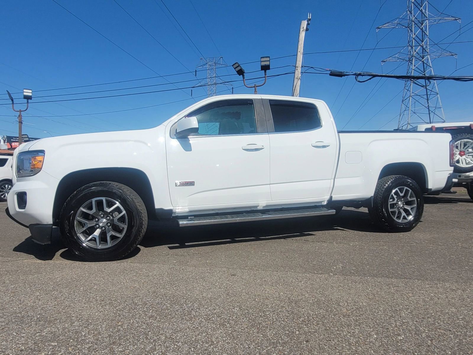 Used 2018 GMC Canyon All Terrain w/ Trailering Package image 1