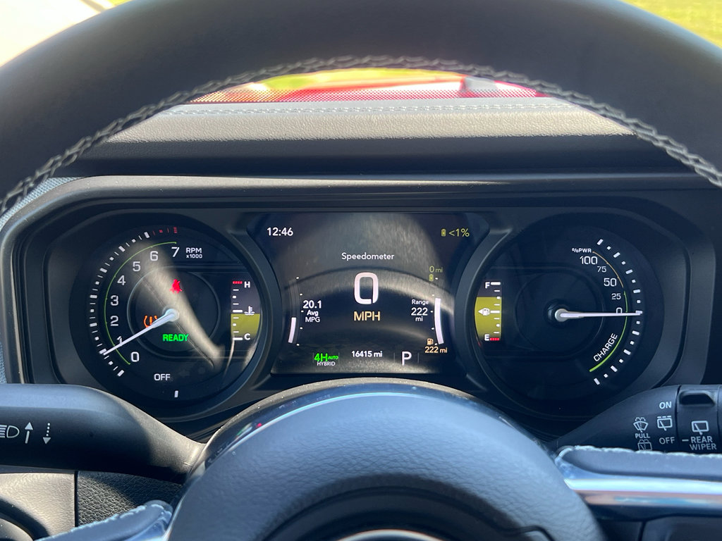 Used 2025 Jeep Wrangler Sahara w/ Safety Group image 24