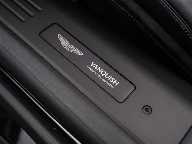 New 2026 Aston Martin Vanquish Convertible RWD image 28