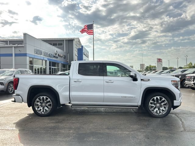 Used 2026 GMC Sierra 1500 Denali AWD/4WD image 12