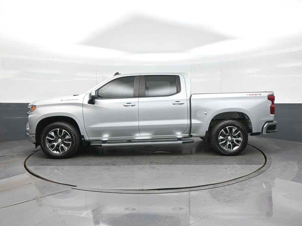 Used 2022 Chevrolet Silverado 1500 LT image 4