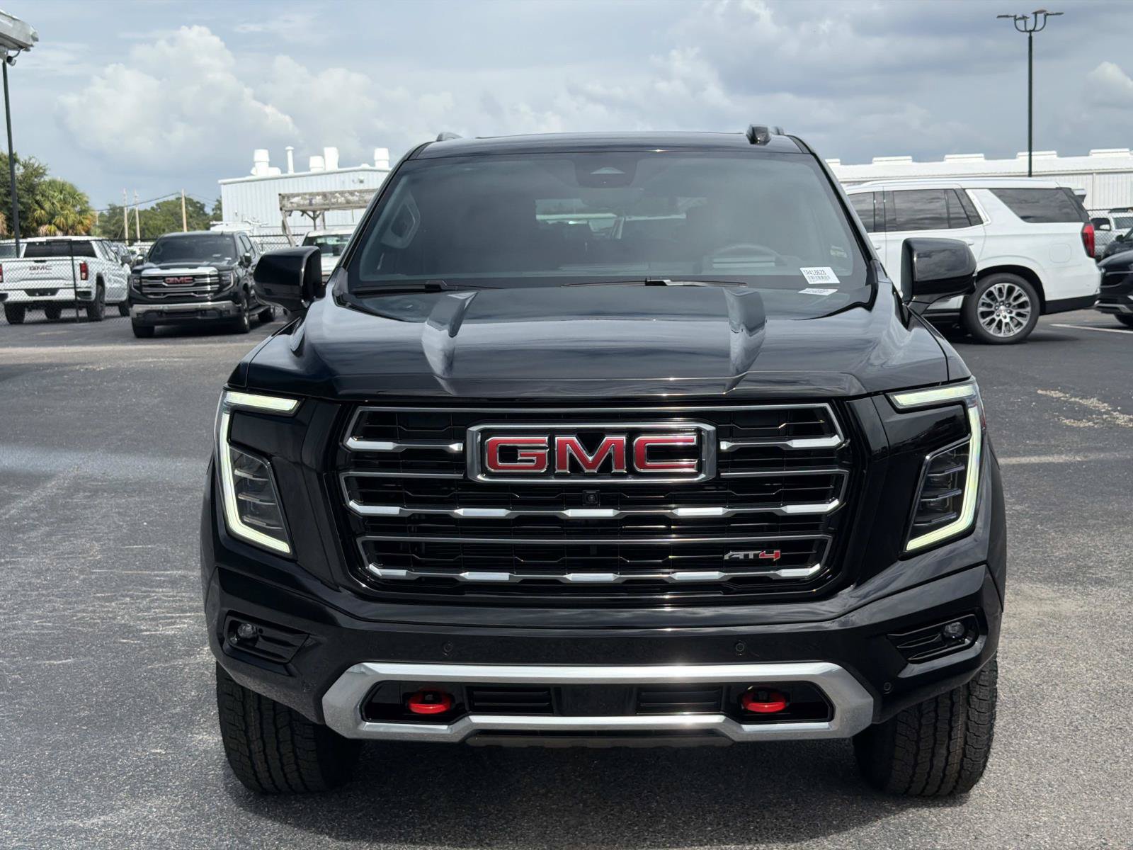 New 2026 GMC Yukon AT4 w/ AT4 Premium Plus Package AWD/4WD image 8