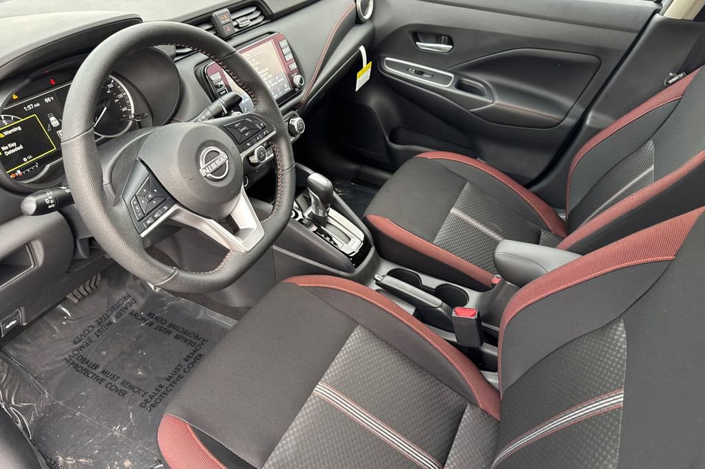 New 2025 Nissan Versa SR w/ Trunk Package image 7