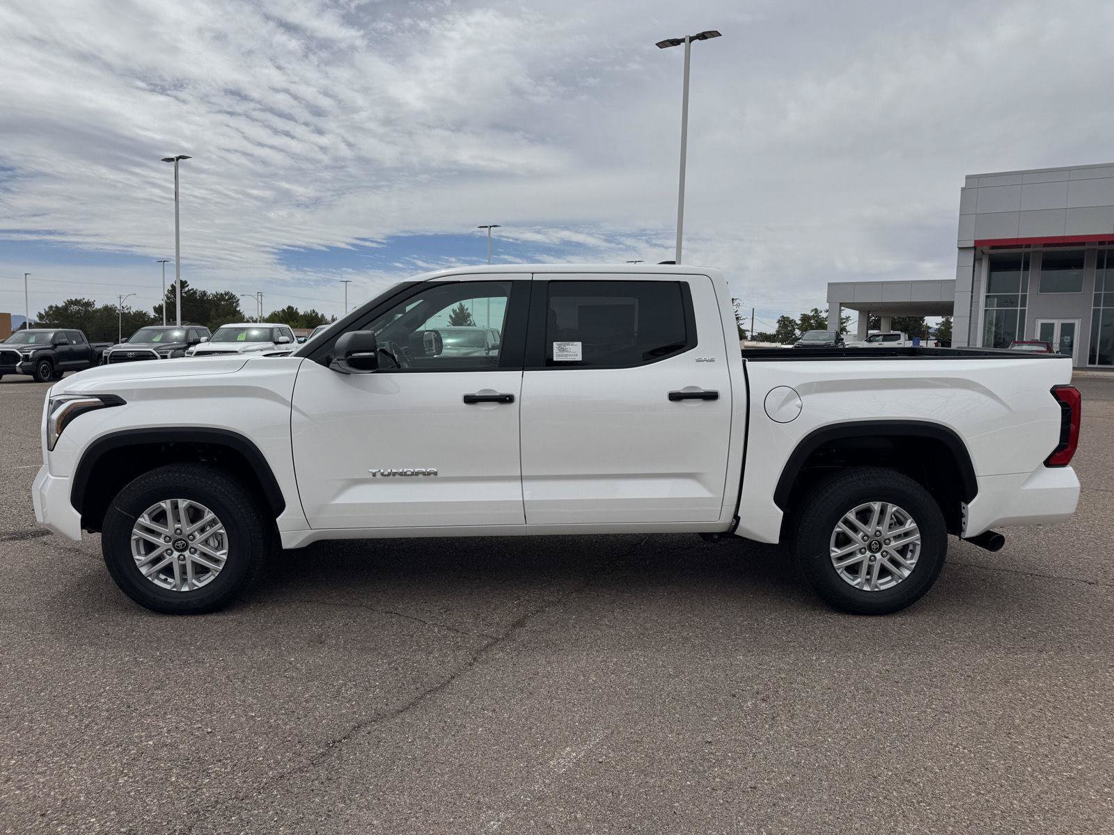 New 2026 Toyota Tundra SR5 AWD/4WD image 3