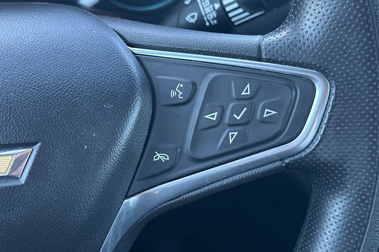 Used 2022 Chevrolet Equinox LT image 27