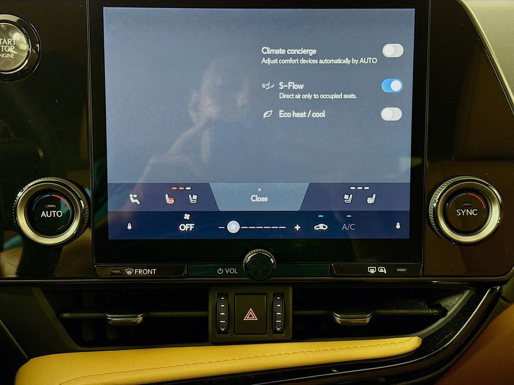 Certified 2025 Lexus NX 250 FWD w/ Accessory Package (2T) image 16