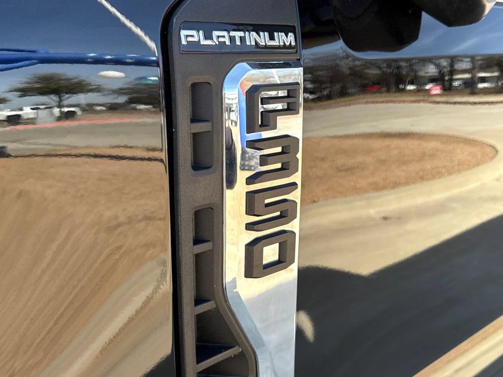 Used 2024 Ford F350 Platinum w/ FX4 Off-Road Package AWD/4WD image 6
