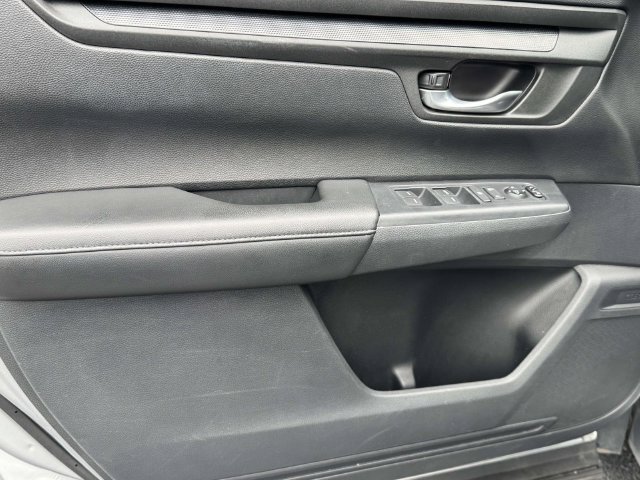 Used 2023 Honda CR-V LX image 17