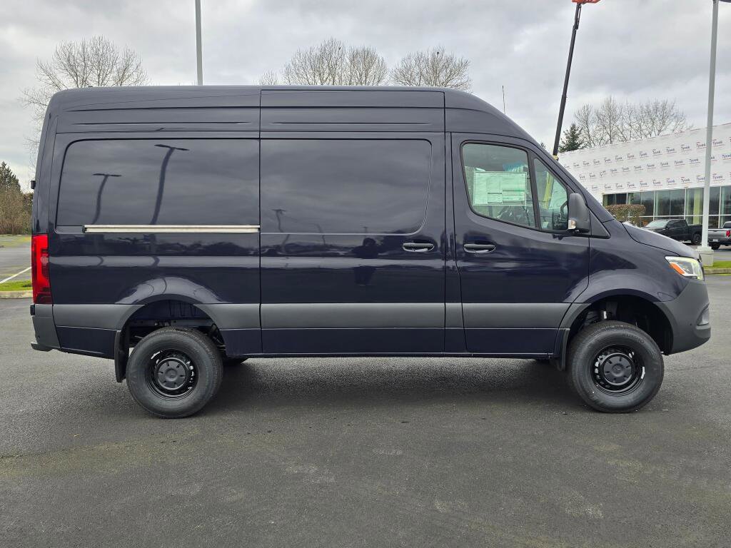 New 2026 Mercedes-Benz Sprinter 144 Cargo image 7