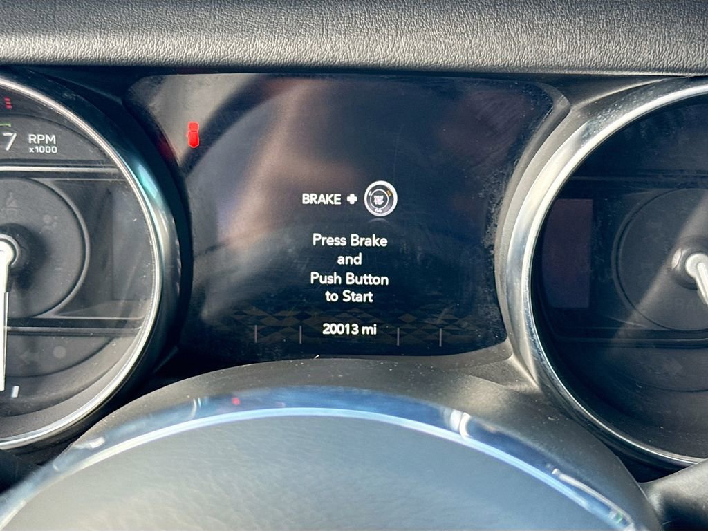 Used 2021 Jeep Wrangler Unlimited Sahara image 10