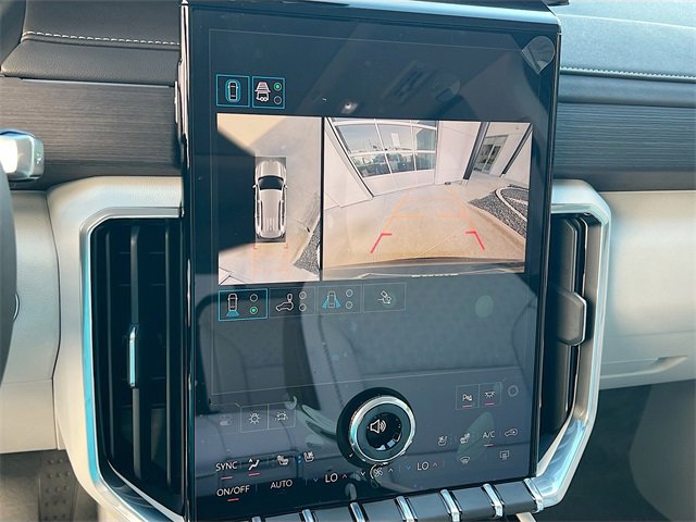 New 2026 GMC Acadia Denali w/ Super Cruise Package image 9