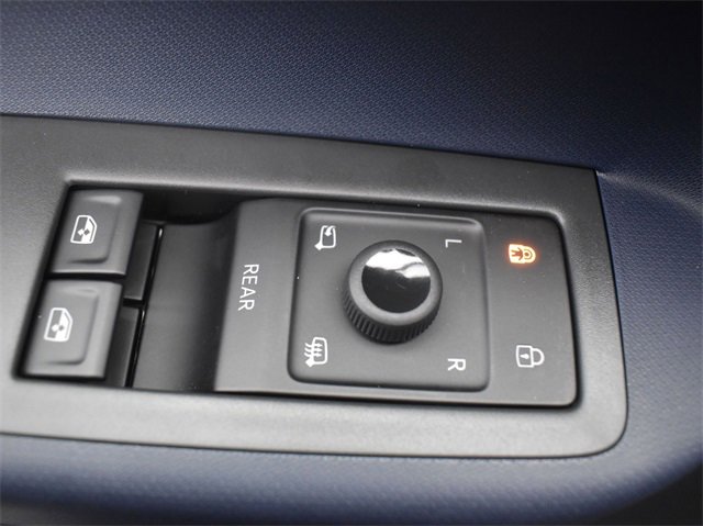 New 2025 Volkswagen ID. Buzz Pro S image 19