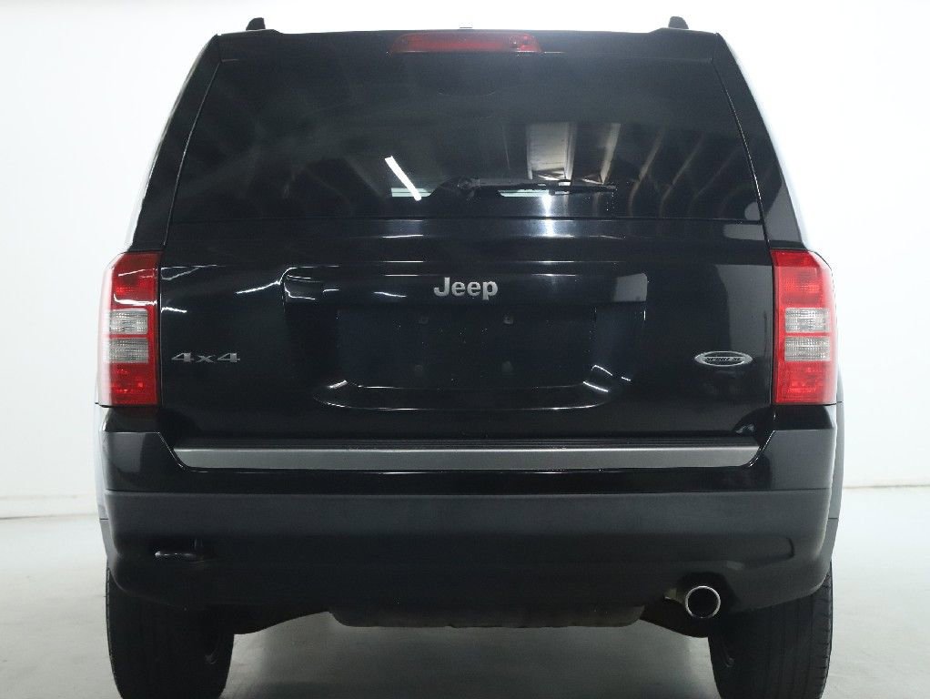 Used 2016 Jeep Patriot Sport w/ Power Value Group AWD/4WD image 39