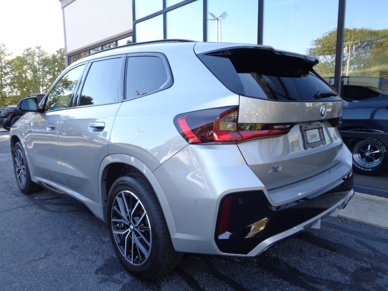 Used 2023 BMW X1 xDrive28i w/ Premium Package image 7