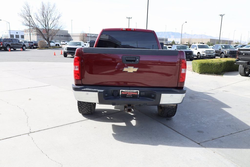 Used 2008 Chevrolet Silverado 2500 LT w/ 1LT Convenience Package AWD/4WD image 5
