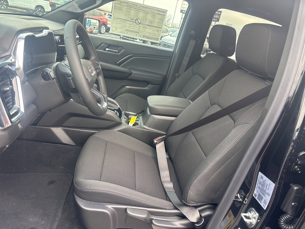 New 2026 GMC Canyon Elevation w/ Convenience Package image 17