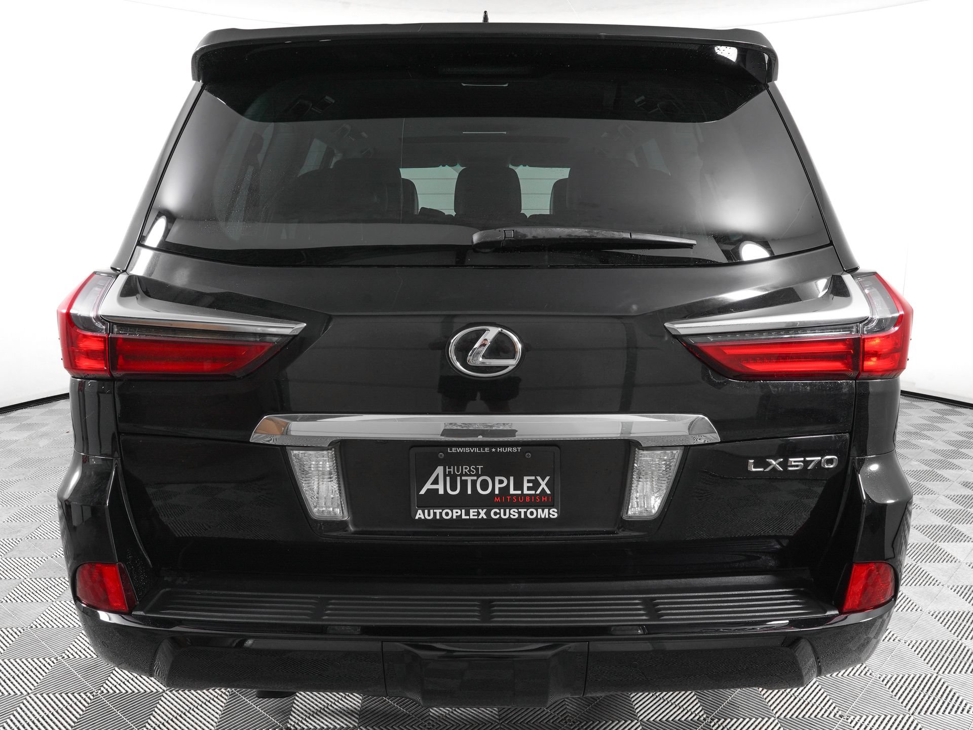 Used 2016 Lexus LX 570 4WD w/ Luxury Package image 5