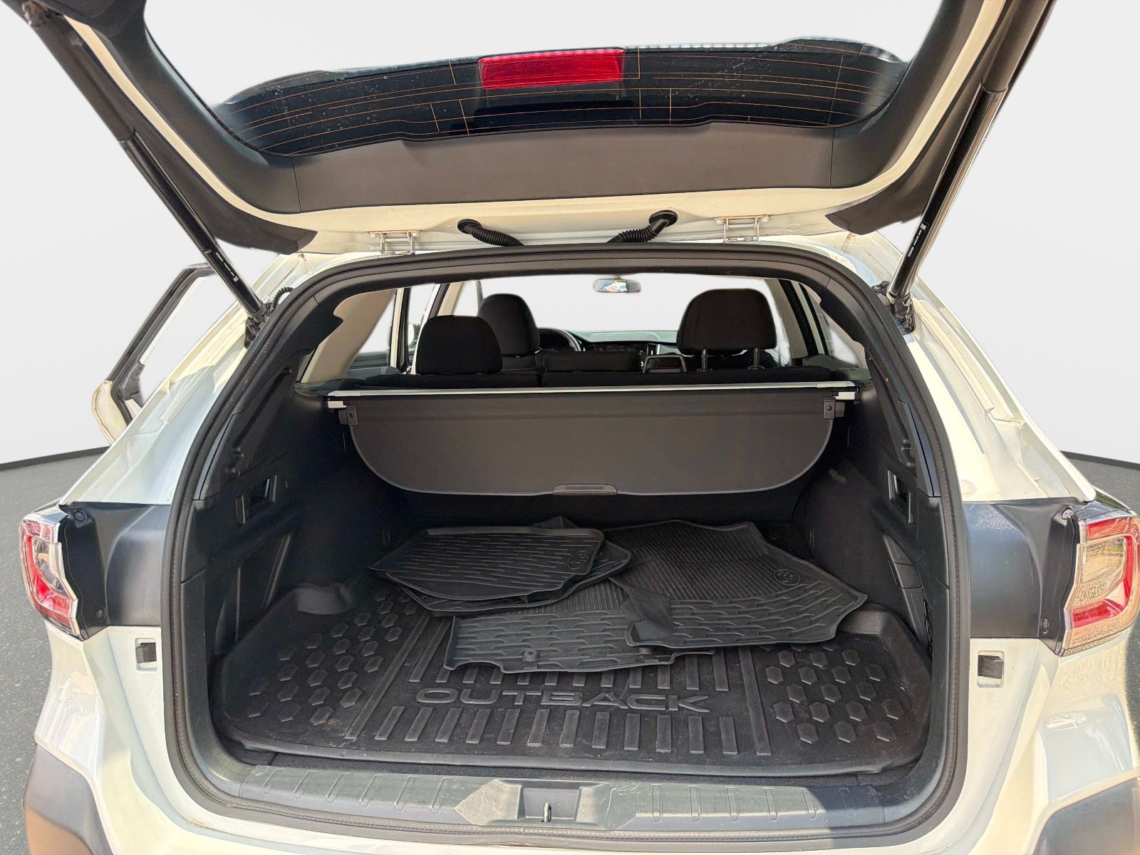 Used 2022 Subaru Outback Premium AWD/4WD image 10