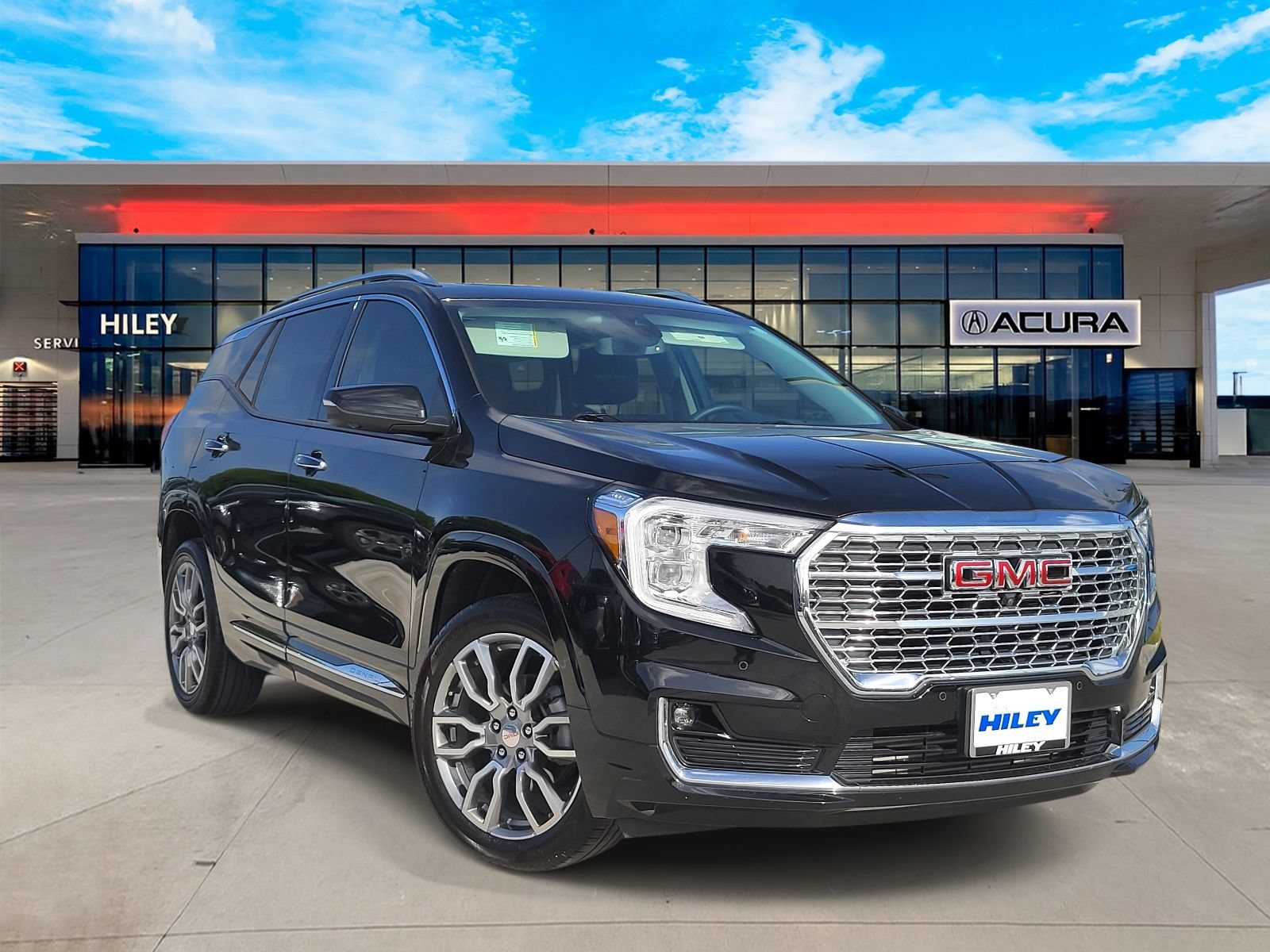 Used 2024 GMC Terrain Denali w/ Denali Premium Package