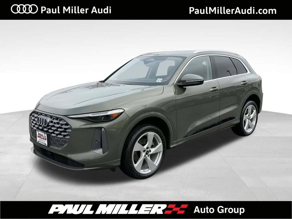 Used 2025 Audi Q5 Premium Plus w/ Premium Plus