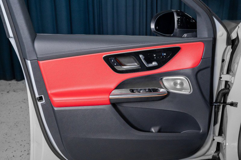 New 2026 Mercedes-Benz GLC 43 AMG 4MATIC image 12