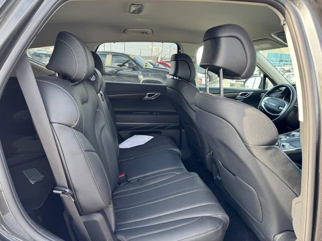 Used 2024 Genesis GV80 2.5T image 9