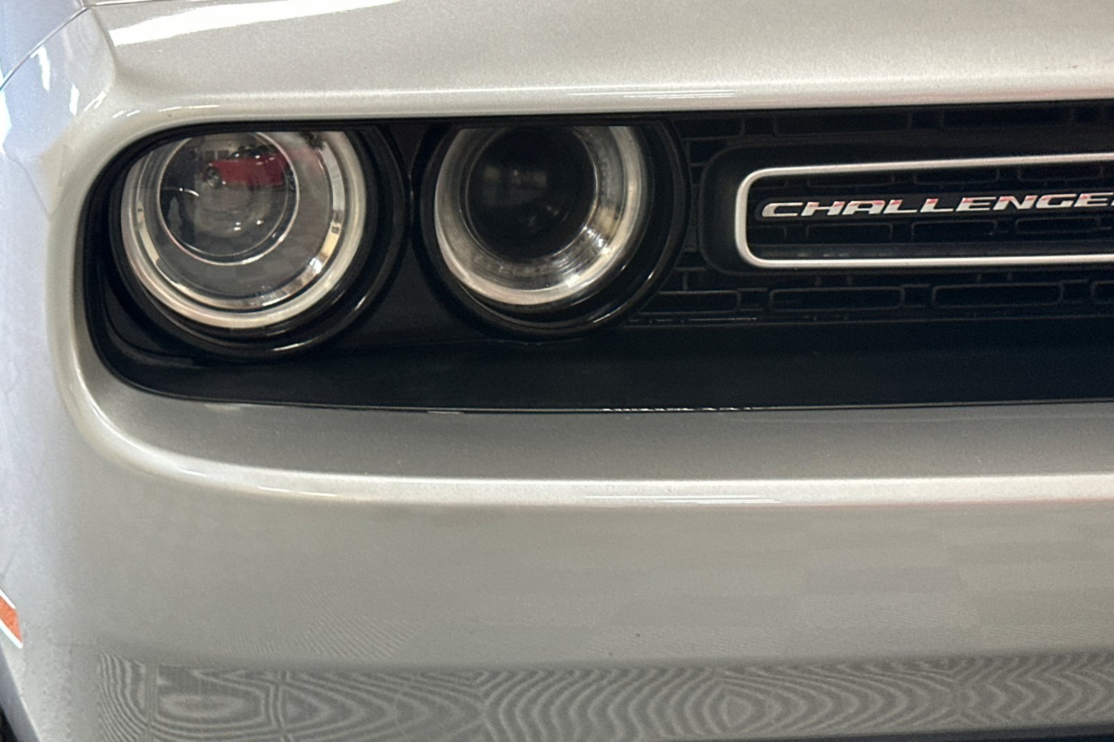 Used 2015 Dodge Challenger R/T w/ Quick Order Package 28B R/T RWD image 40