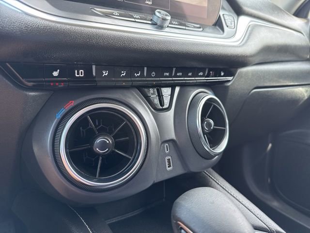 Used 2025 Chevrolet Blazer LT AWD/4WD image 5