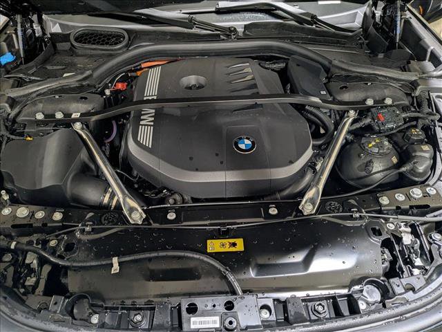 New 2026 BMW 750e xDrive image 18