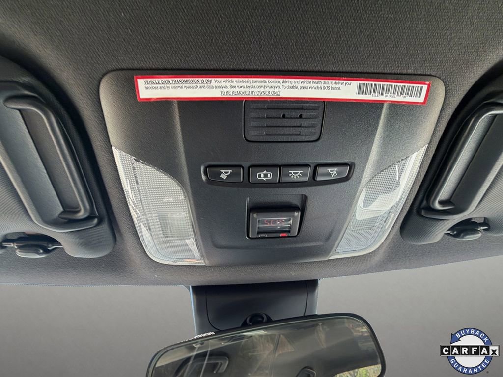 Used 2020 Toyota Corolla SE image 28