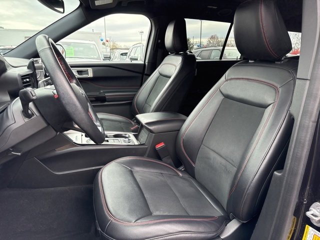 Certified 2022 Ford Explorer ST-Line w/ Class IV Trailer Tow Package image 11