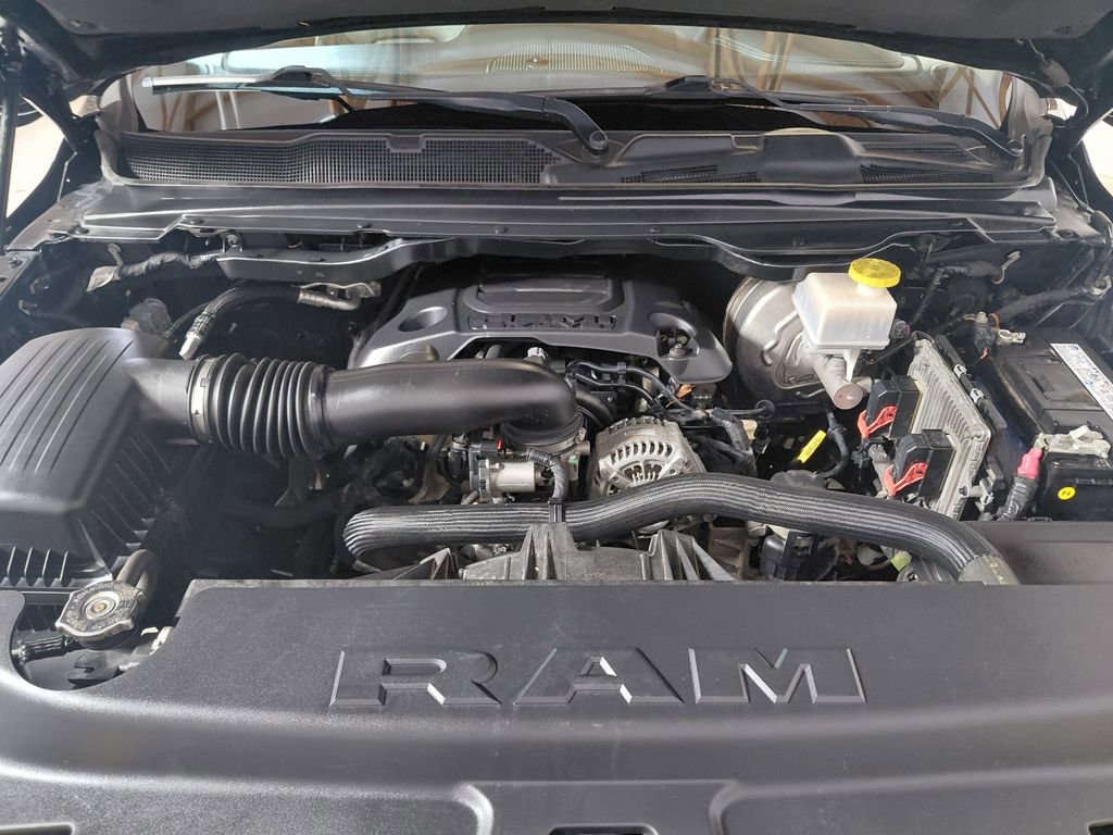 Used 2019 RAM 1500 Laramie image 10