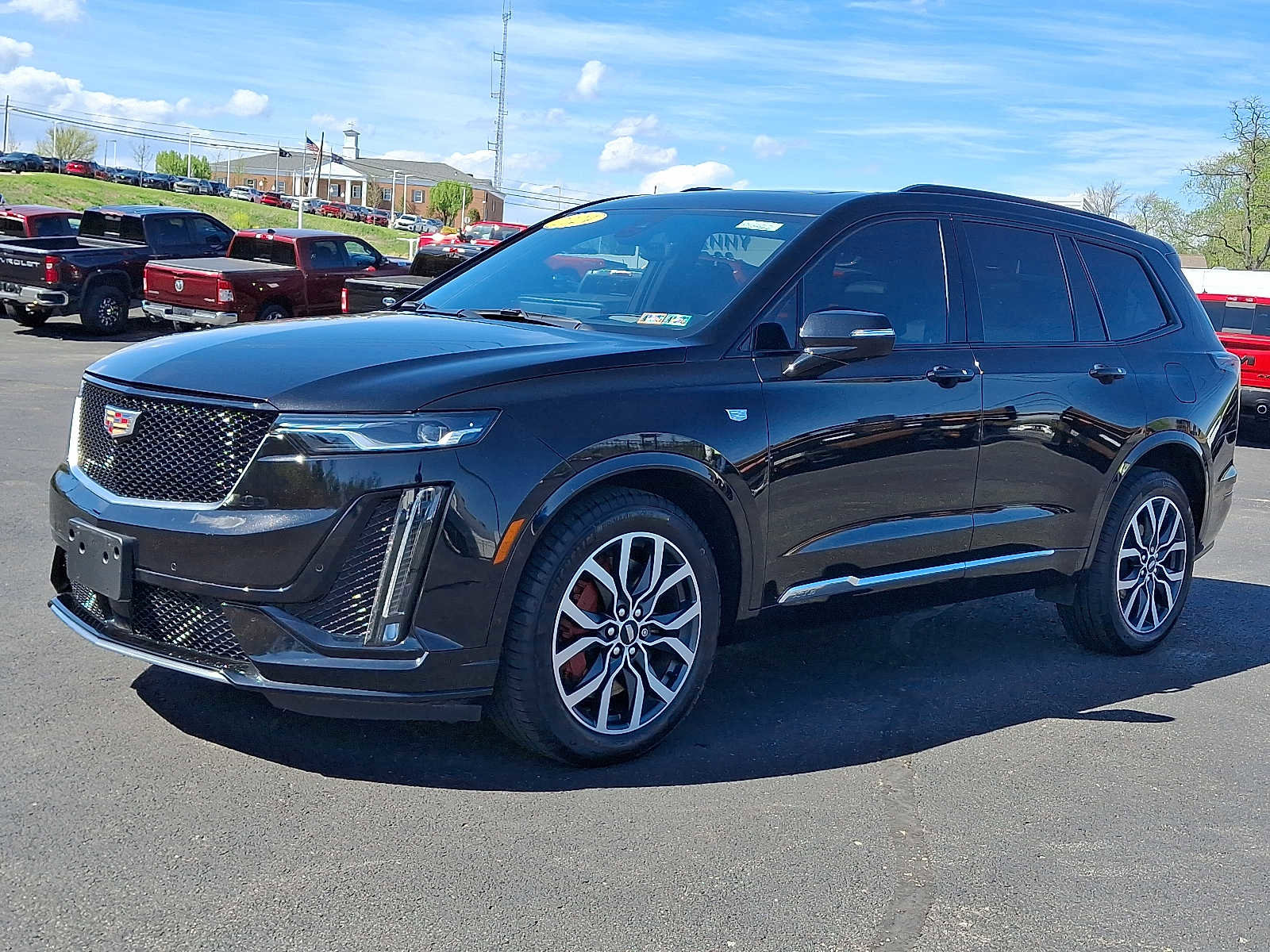 Used 2024 Cadillac XT6 Sport w/ Technology Package image 3