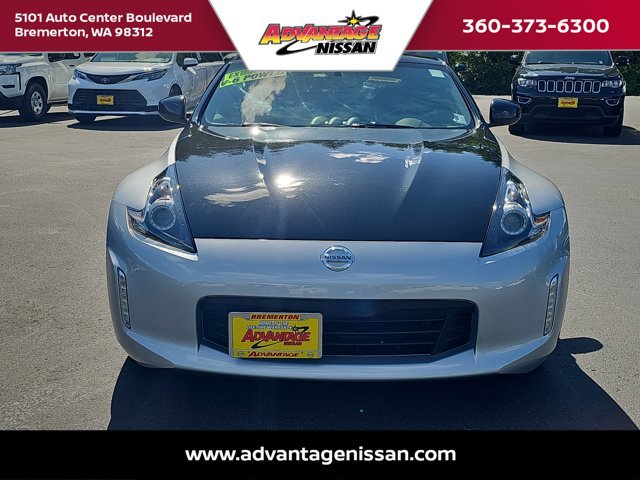 Used 2020 Nissan 370Z w/ Sport Package image 8