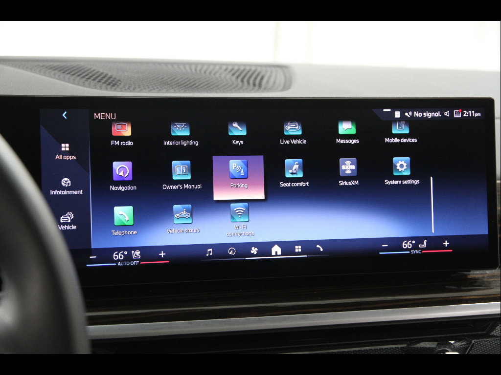 Certified 2025 BMW X5 xDrive40i w/ Climate Comfort Package image 11